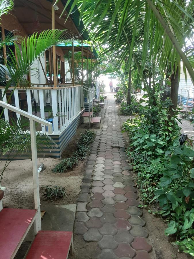 Отель Dreams Of Palolem Beach Huts Goa Канкон Экстерьер фото